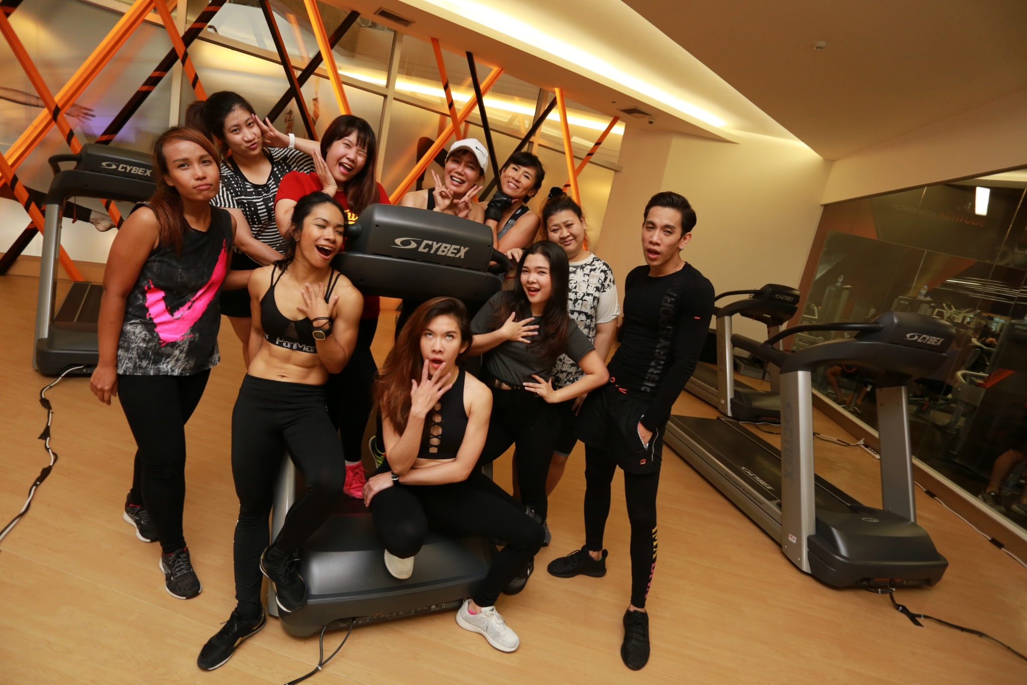 Treadmill Dance Special Class - WE Fitness สาขาเอสพลานาดรัชดา